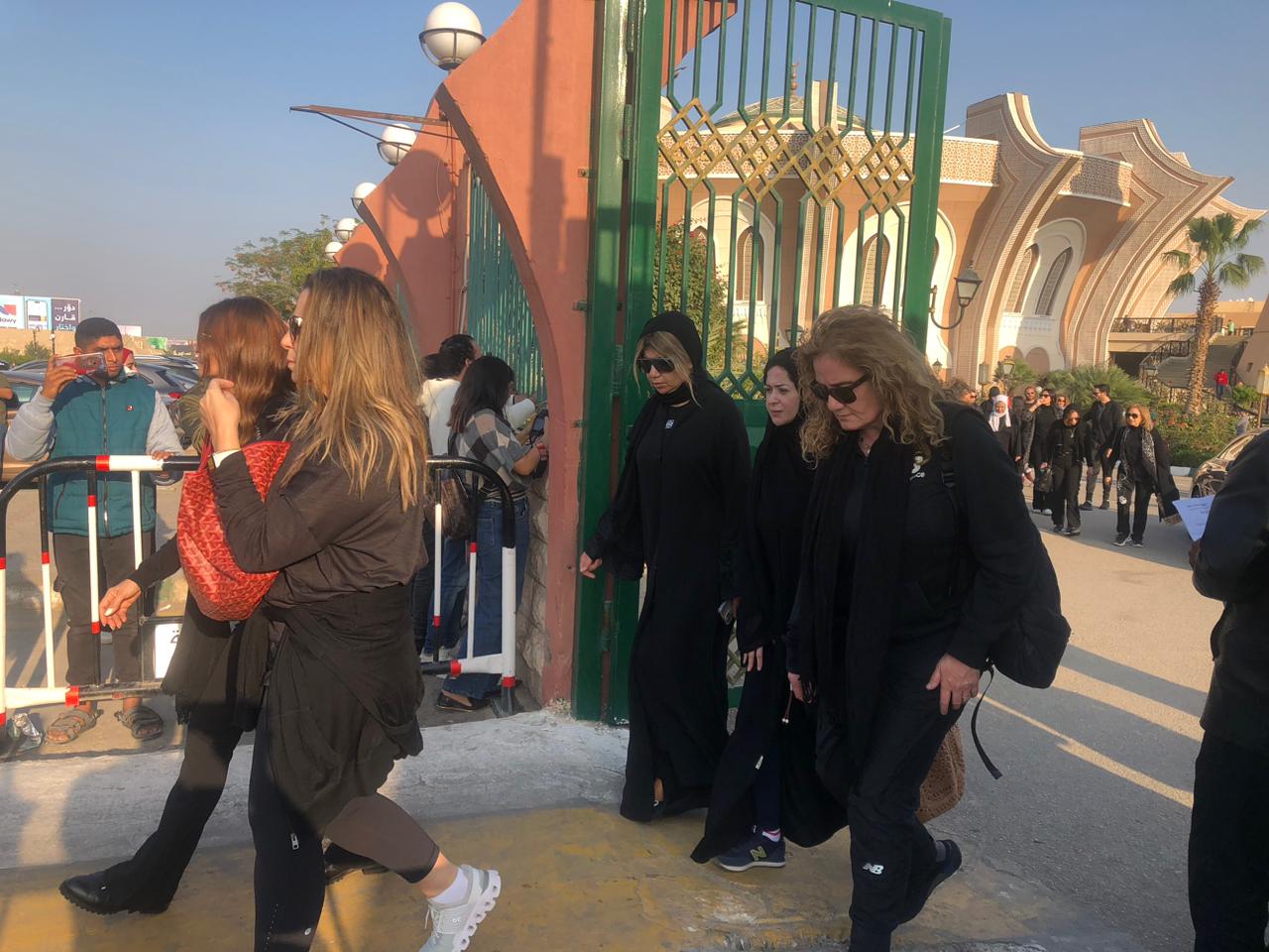 161903-جنازة-ناهد-فريد-شوقي