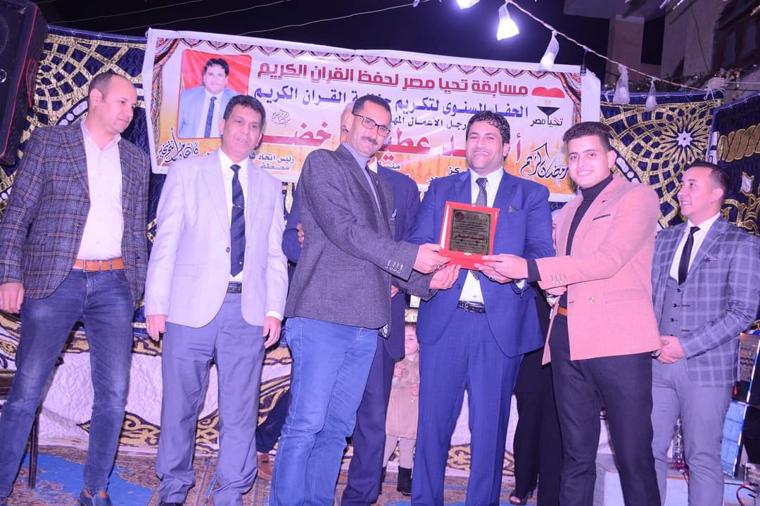 تكريم رئيس مركز ههيا