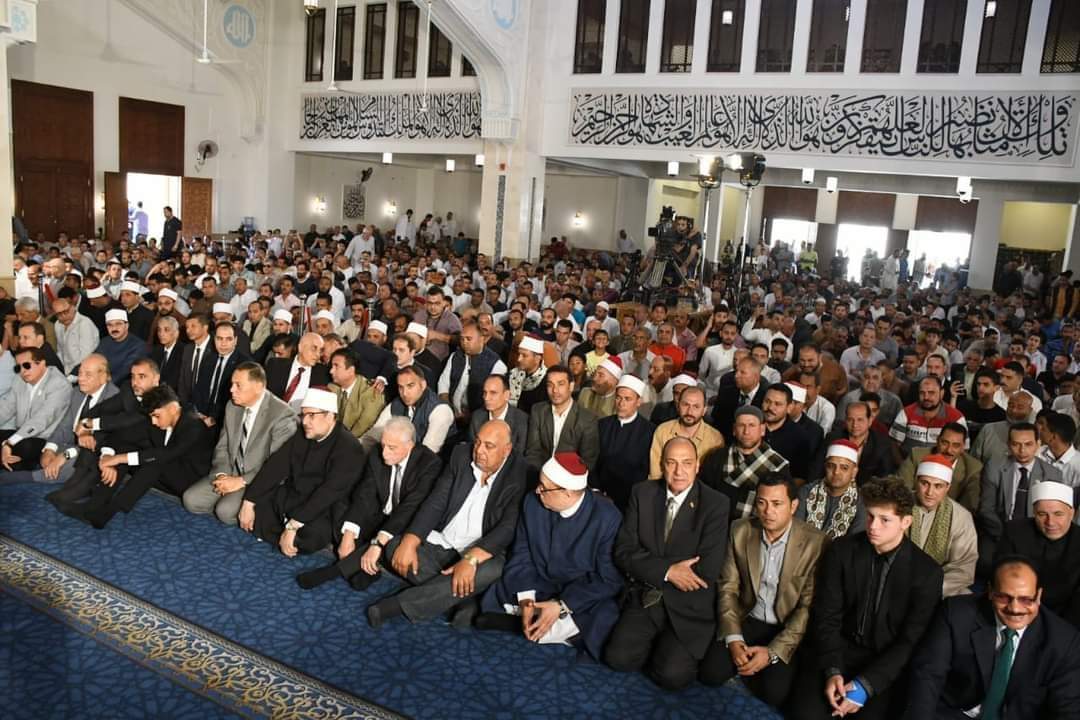 اثناء خطبة الجمعة 