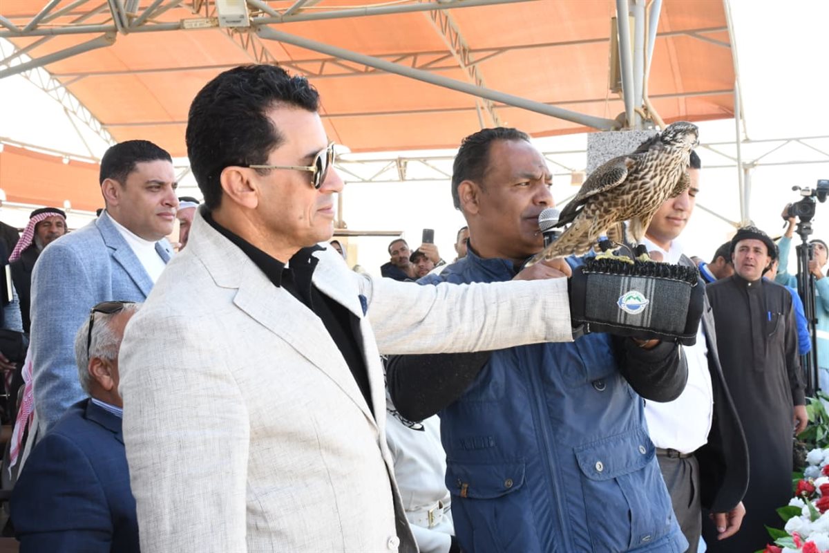وزيرالشباب والرياضة الدكتور أشرف صبحي