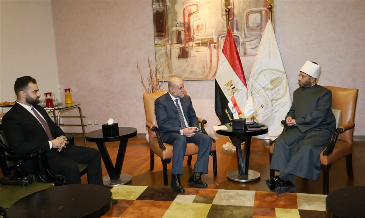 وزير الأوقاف يلتقي قاضي قضاة فلسطين لتعزيز التعاون الديني ومواجهة الفكر المتطرف- خلف الحدث&nbsp;