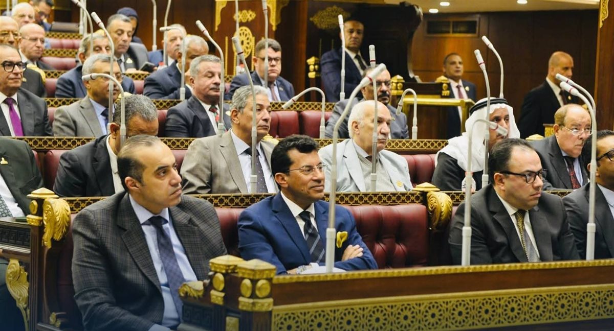 شهد مجلس الشيوخ، صباح الاثنين 22 ديسمبر 2025، جلسة مهمة لمناقشة مشروع تعديل قانون نقابة المهن الرياضية رقم 3 لسنة 1987، بحضور المستشار محمود فوزي، وزير الشئون النيابية والقانونية والتواصل السياسي، والدكتور أشرف صبحي، وزير الشباب والرياضة، تحت رئاسة المستشار عصام فريد، رئيس المجلس.