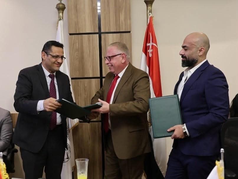 وقّعت نقابة الصحفيين عقد تطوير وإنشاء مدينة الصحفيين بالسادس من أكتوبر مع الشركة الوطنية للمقاولات العامة والتوريدات التابعة لجهاز مشروعات الخدمة الوطنية