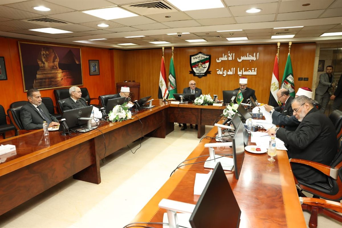 اجتماع اللجنة العليا لوقف المستشارالفنجري