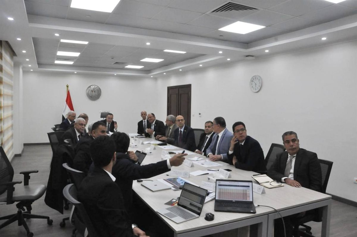 وزير التعليم العالي يوجه بربط برامج الجامعات الأهلية بمتطلبات سوق العمل