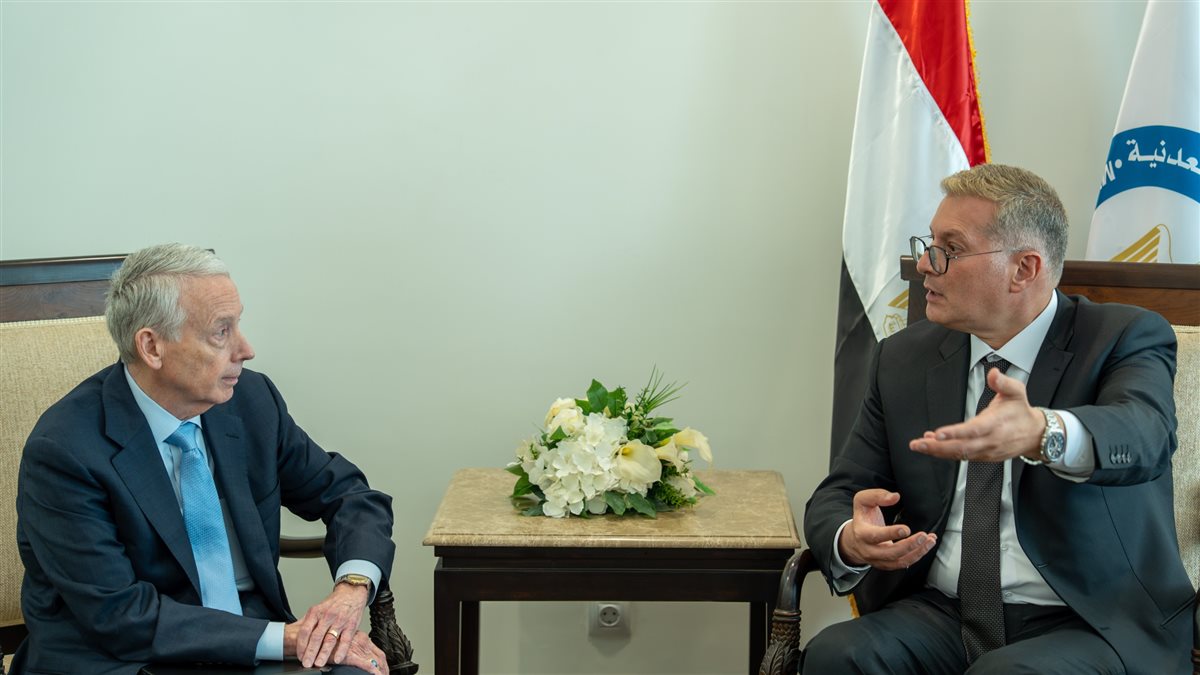 وزير البترول والثروة المعدنية