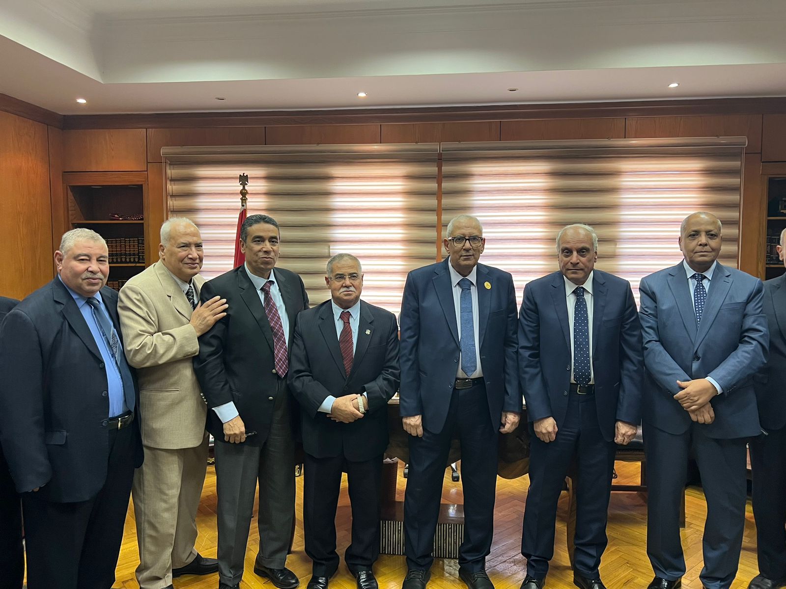 رؤساء المحاكم في صورة تذكارية