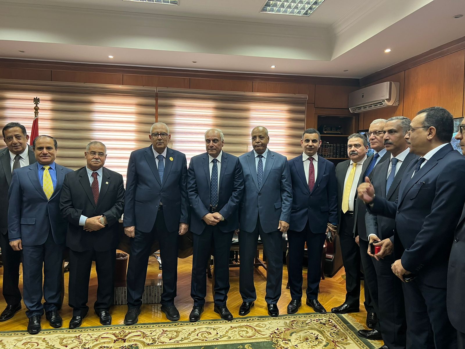 رؤساء المحاكم في صورة تذكارية