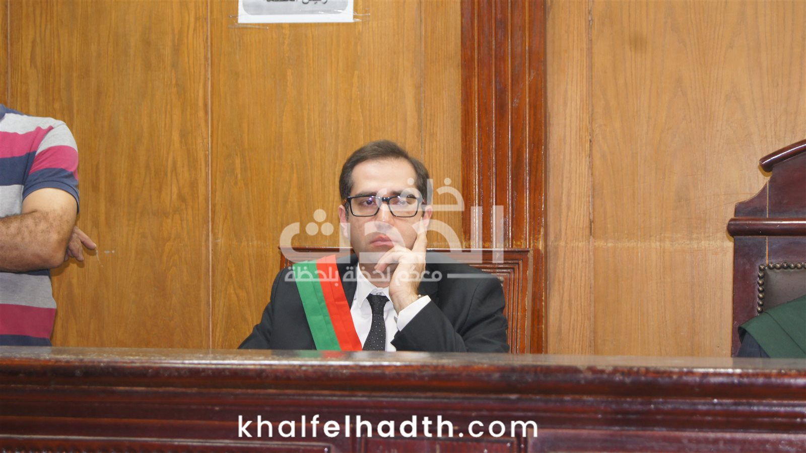 السادة أعضاء هيئة المحكمة