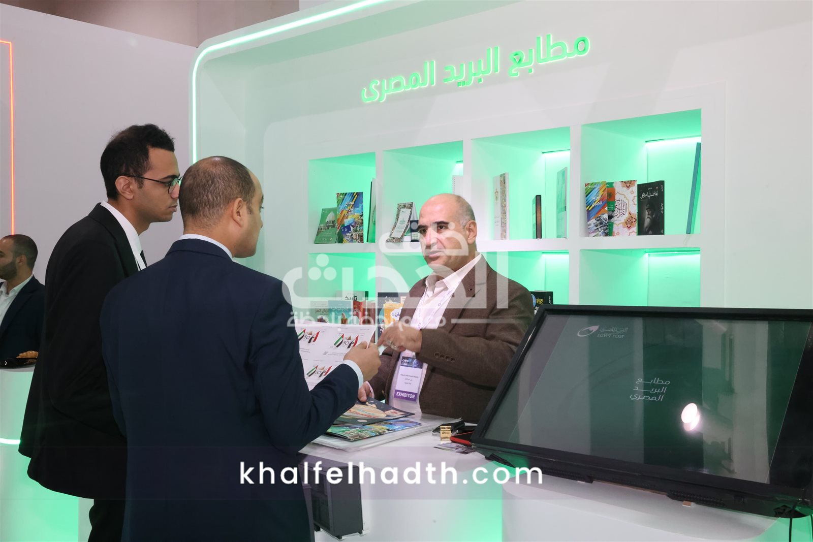 البريد المصري داخل معرض القاهرة الدولي 