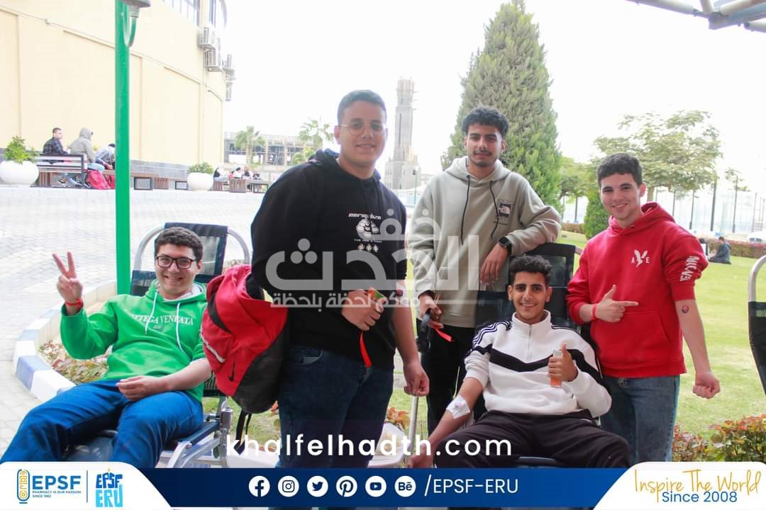 طلاب صيدلة المصرية الروسية