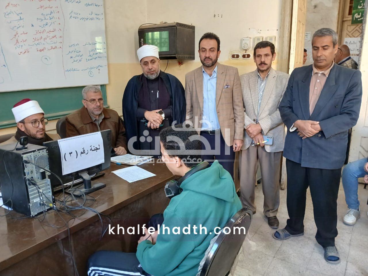 رئيس المنطقة وموفد قطاع المعاهد 