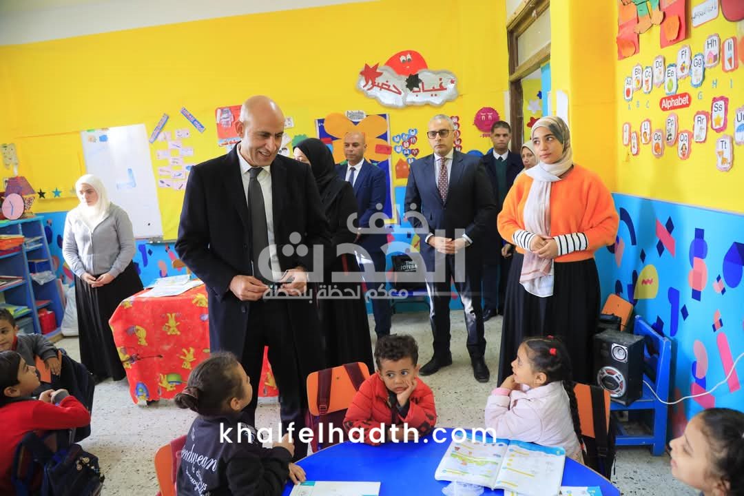 جولات وزير التعليم بمدارس الإسماعيليّة 
