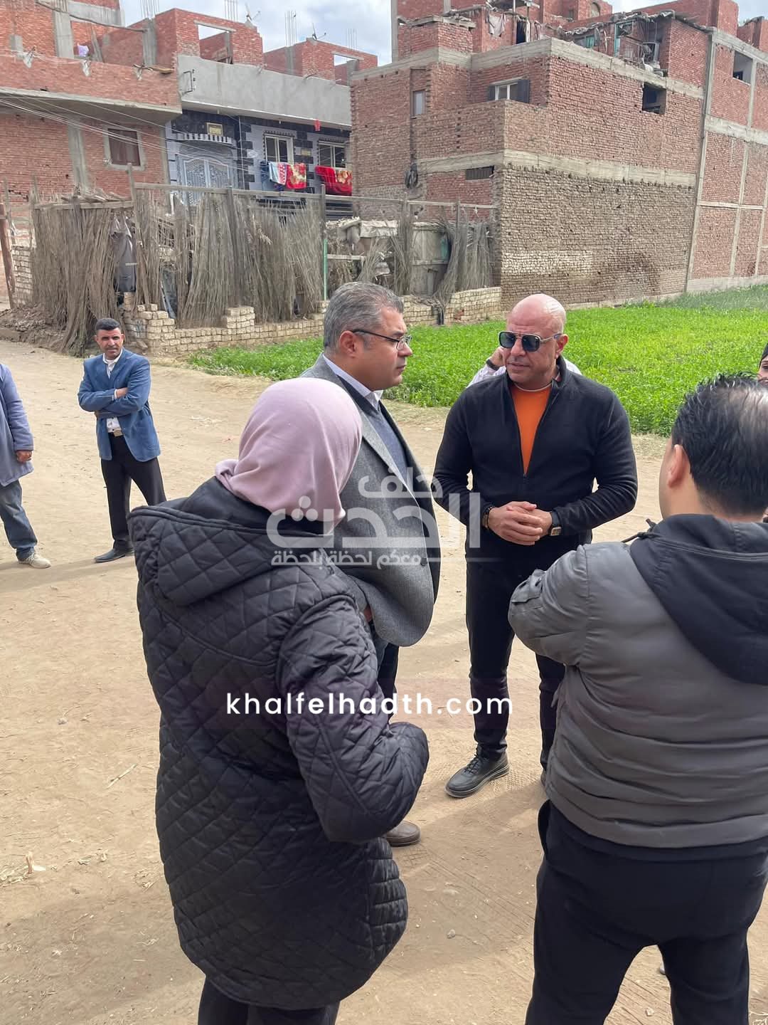 وفد من وزارة العمل يتابع مبادرة 