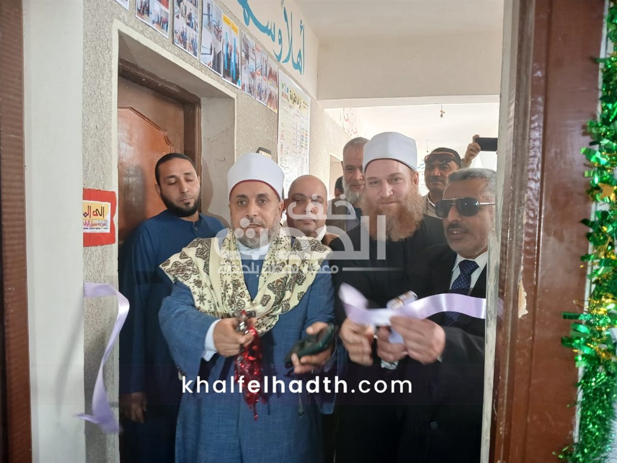 افتتاح المكتبة الرئيسية لمعهد فتيات كفر حافظ الإعدادي بأبو حماد لتعزيز الثقافة والمعرفة
