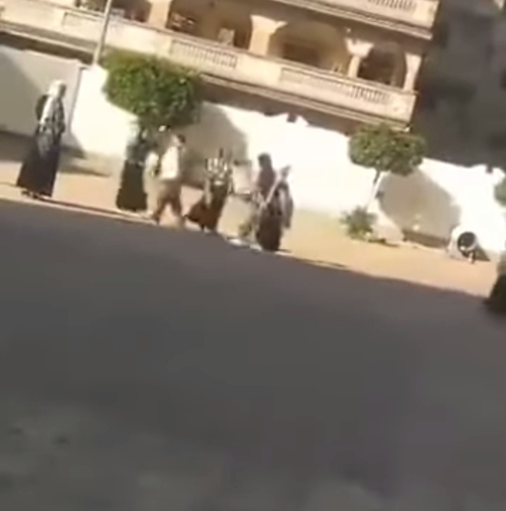 مدير مدرسة يعتدي على طالبة في فناء المدرسة بمحافظة البحيرة بـ