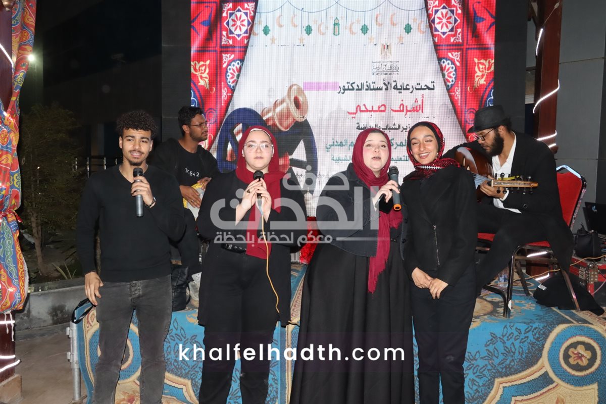 أول أيام خيمة القيادات الشبابية