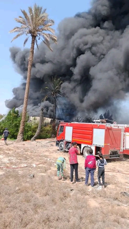 نشوب حريق هائل في مصنع كيماويات بمركز بلبيس في الشرقية