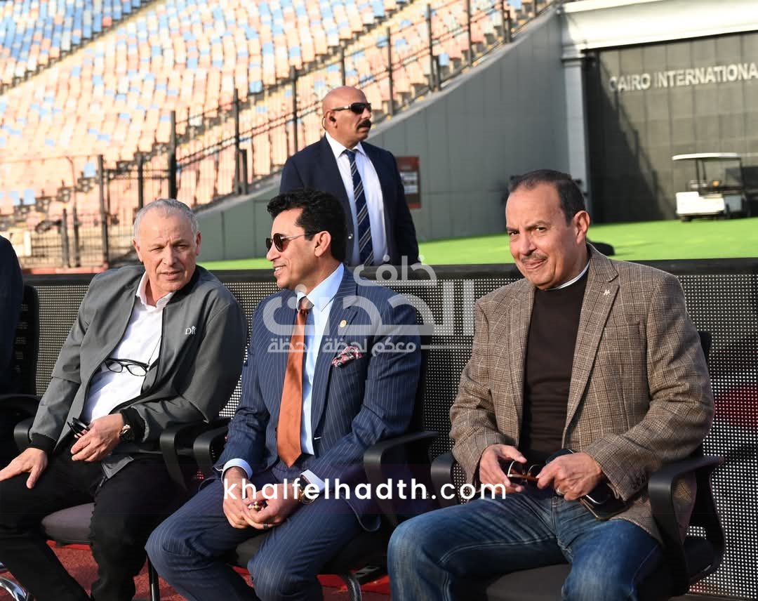 وزير الرياضة يشهد المران الأخير لمنتخب مصر قبل السفر إلى المغرب لمواجهة إثيوبيا في تصفيات كأس العالم