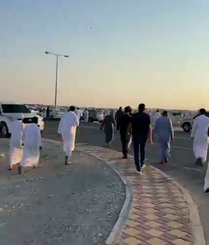 دموع لا تتوقف.. لحظة دفن وتشّييع الشيخ أبو إسحاق الحويني إلى مثواه الأخير