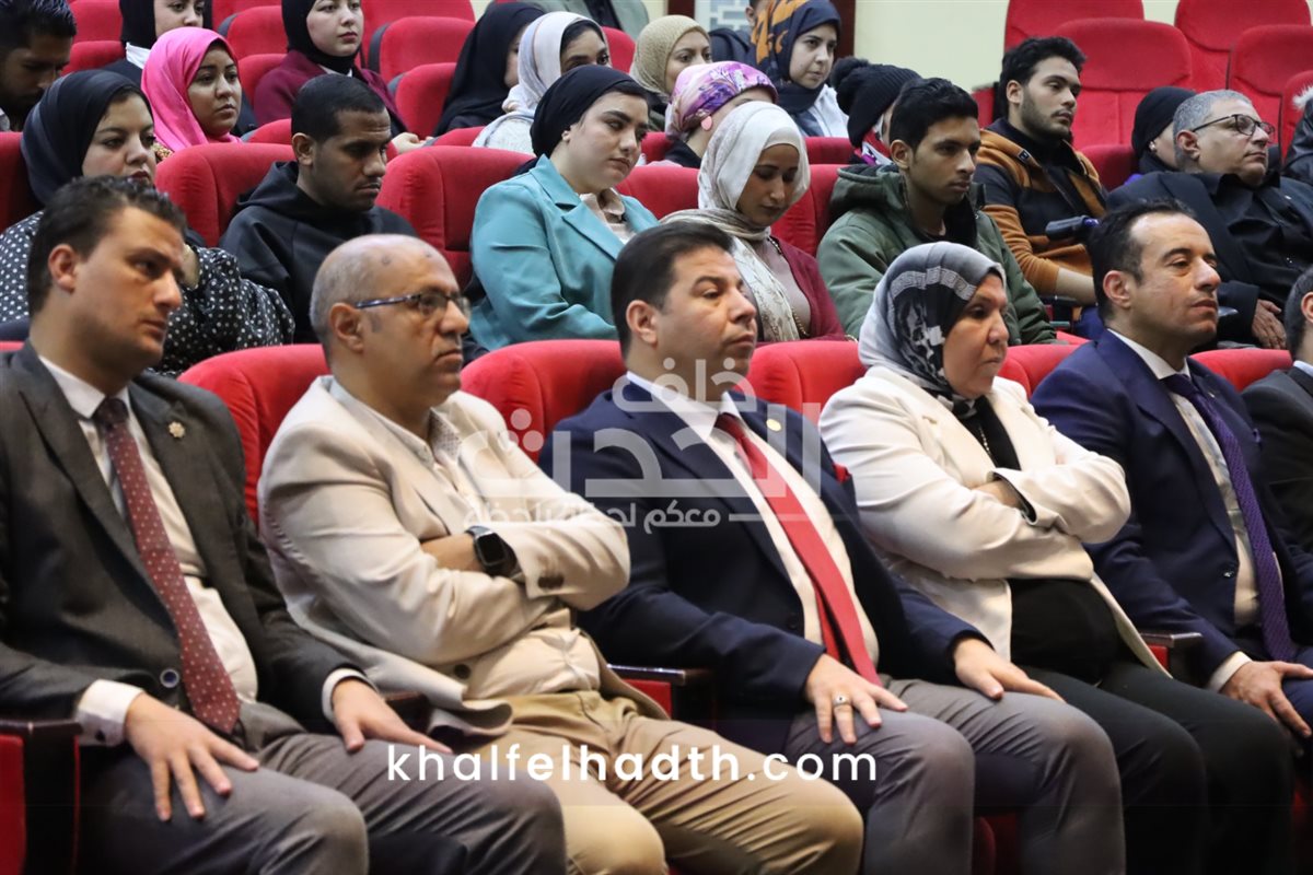 خيمة القيادات الشبابية 