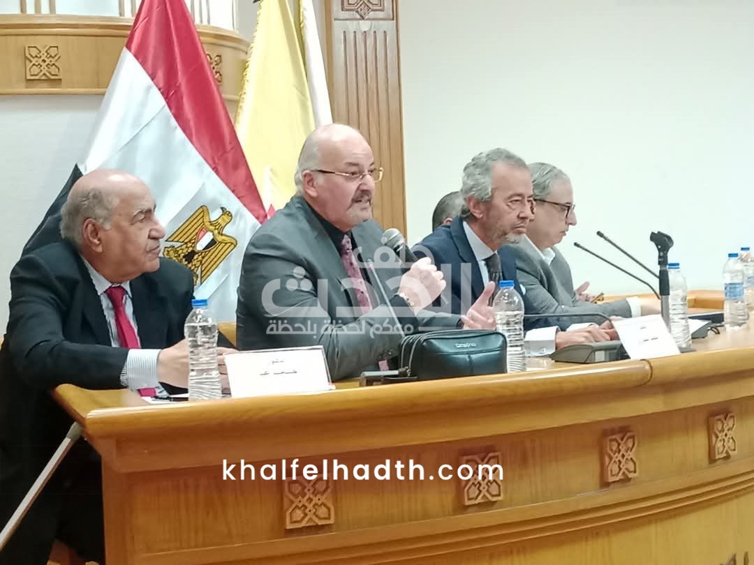افتتاح مؤتمر 
