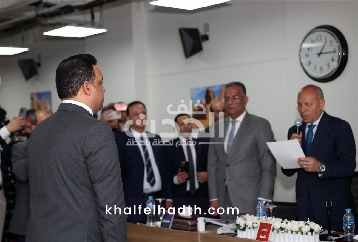  محمد كمال يحصل على زمالة الدفاع الوطني بحضور بارز