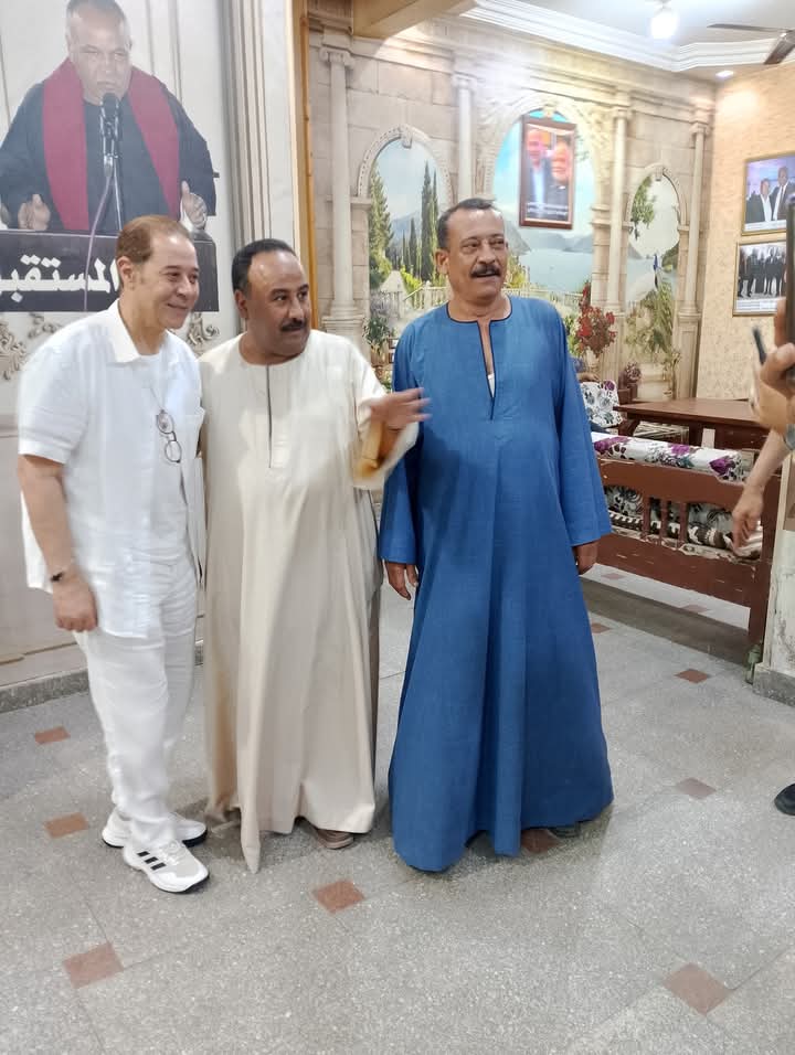 الفنان مدحت صالح بمقر رابطة أبناء الصعيد 