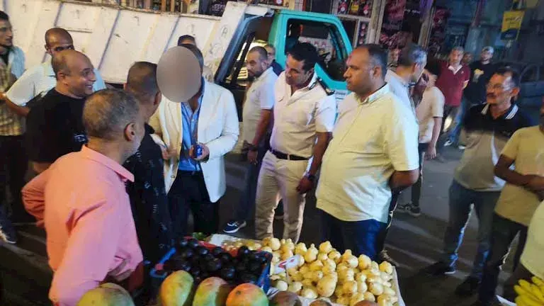 رئيس حي شرق في جولة ميدانية