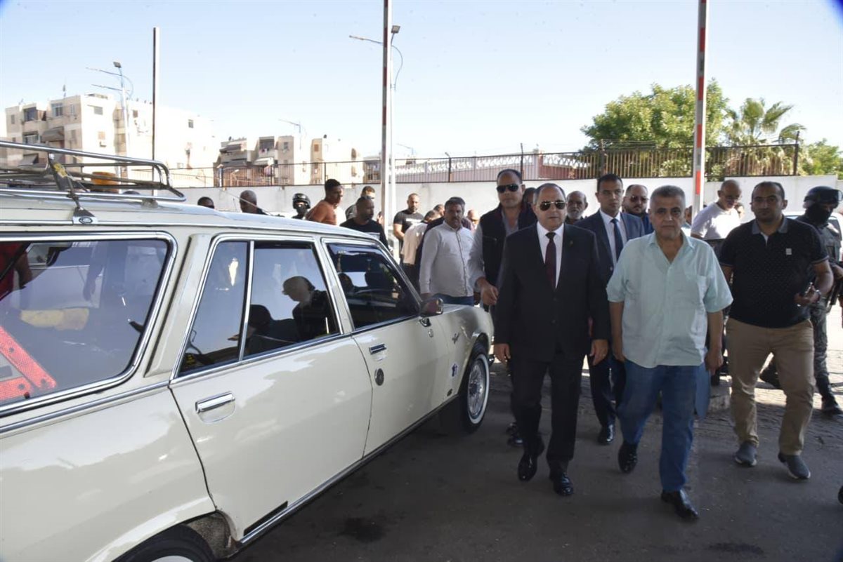 محافظ بورسعيد في المواقف