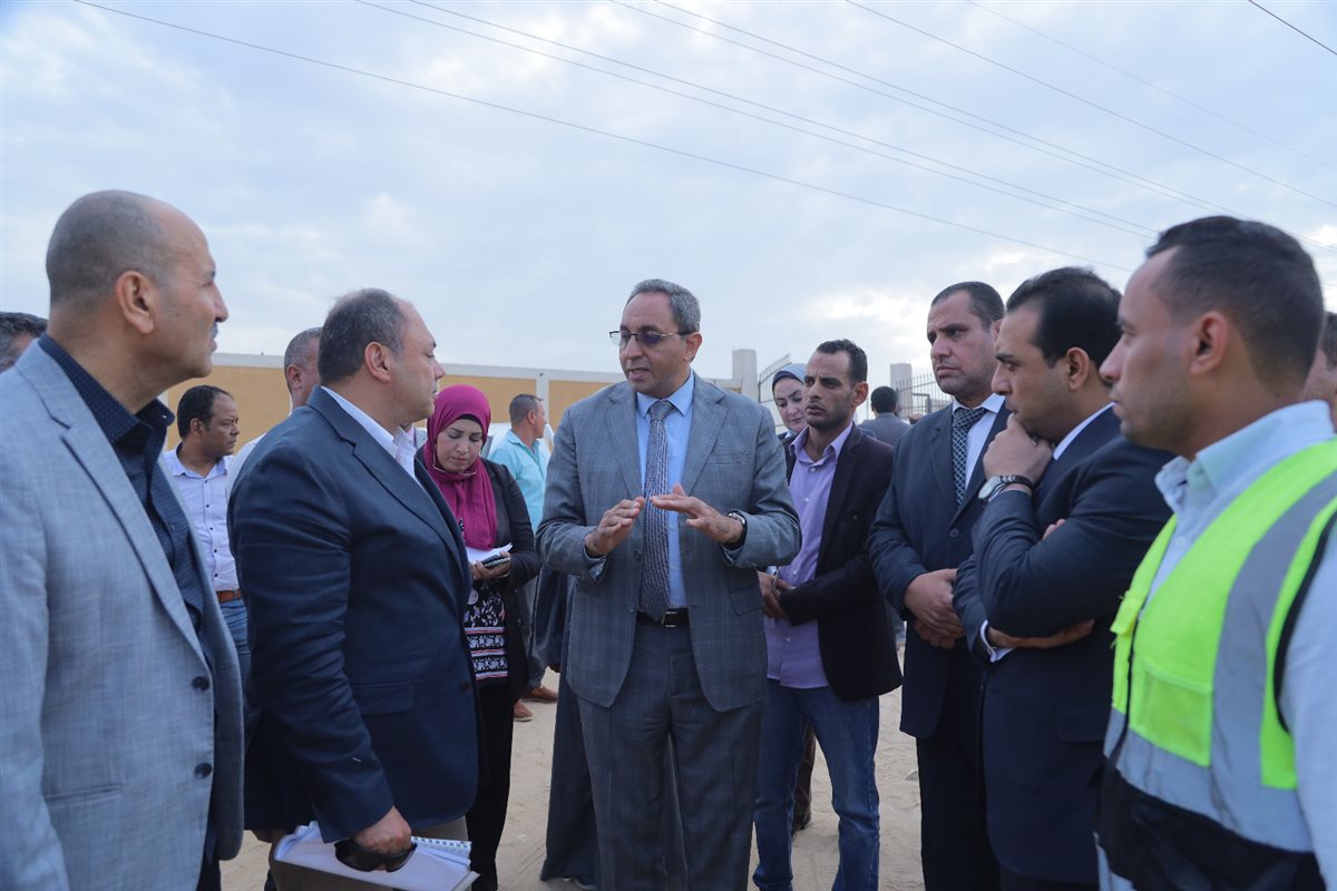 محافظ قنا ورئيس هيئة تنمية الصعيد