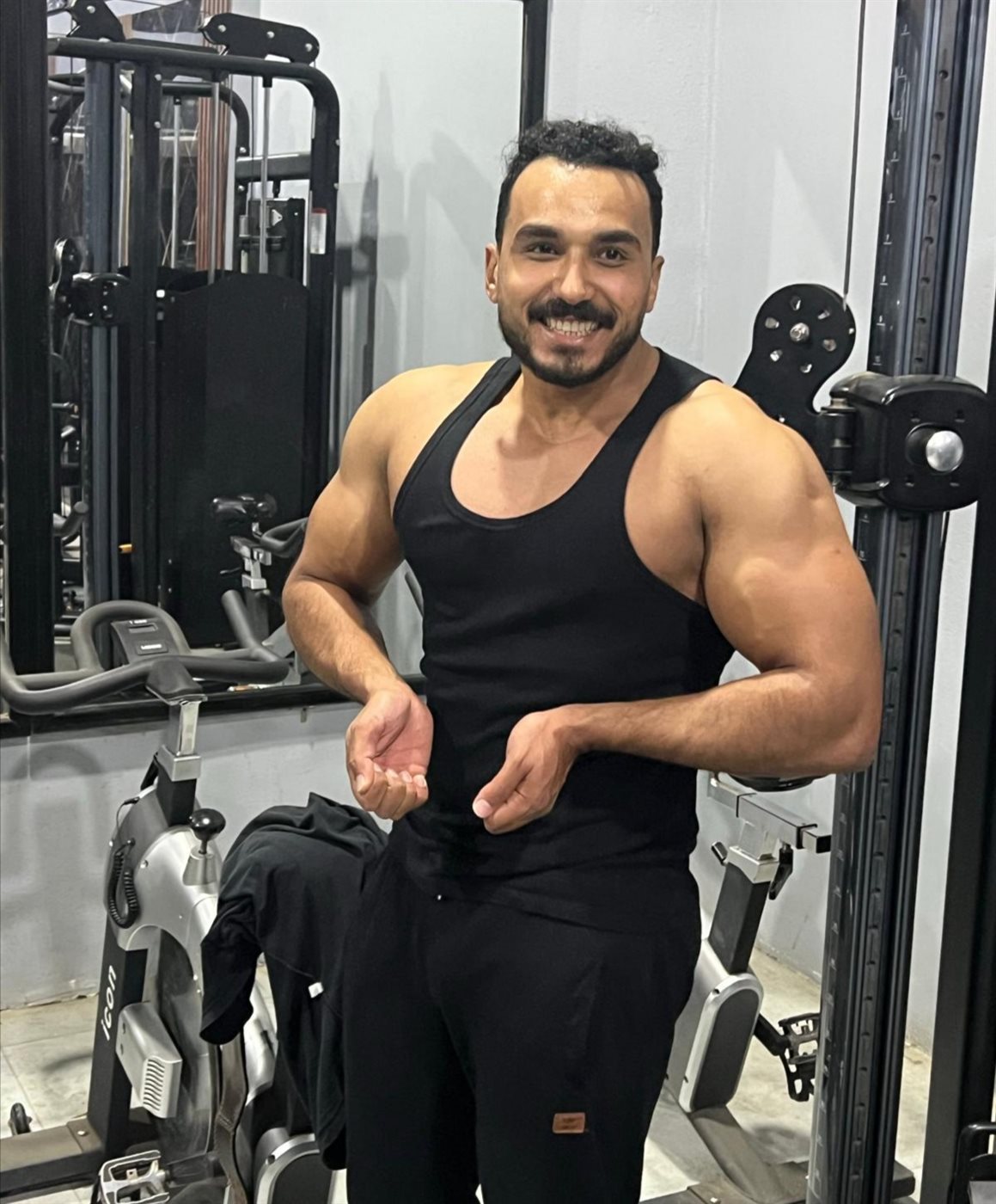 اللاعب أحمد والي بطل كمال الأجسام