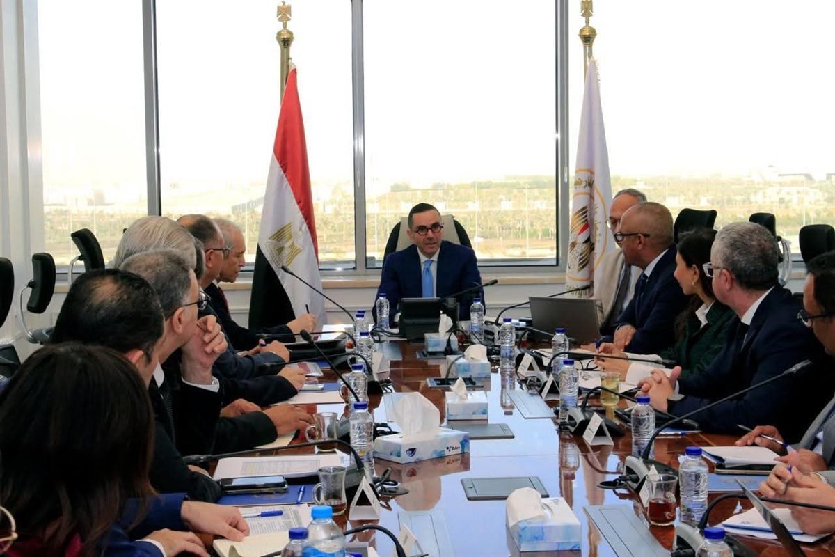 اجتماع المهندس &nbsp;حسن الخطيب اليوم -خلف الحدث&nbsp;