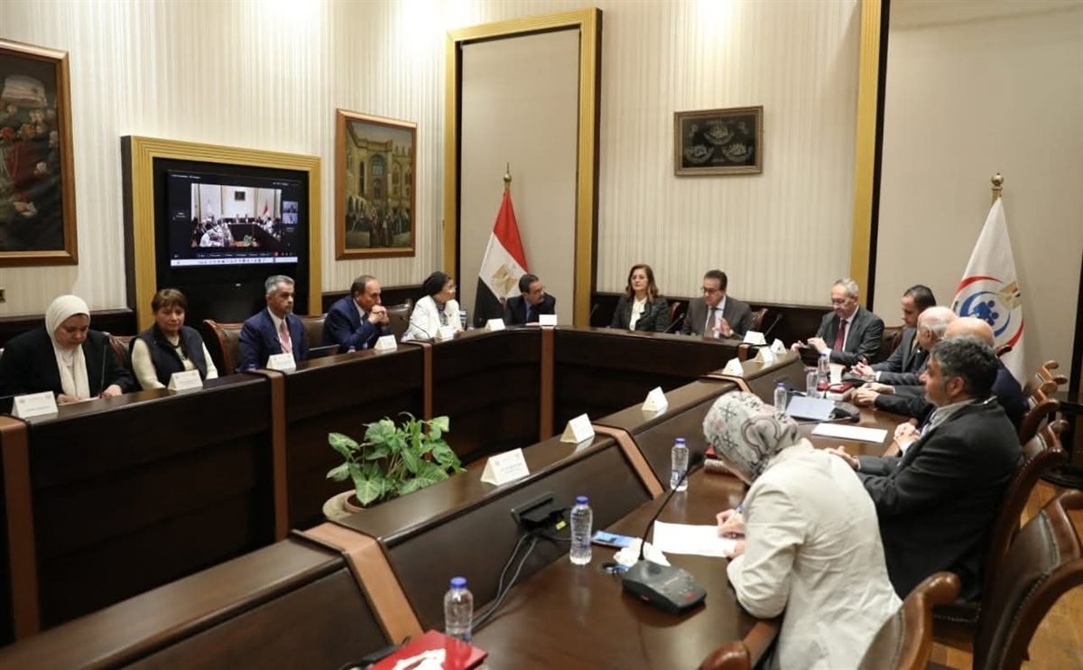 اجتماع اللجنة الاستشارية العليا للتنمية البشرية -خلف الحدث&nbsp;