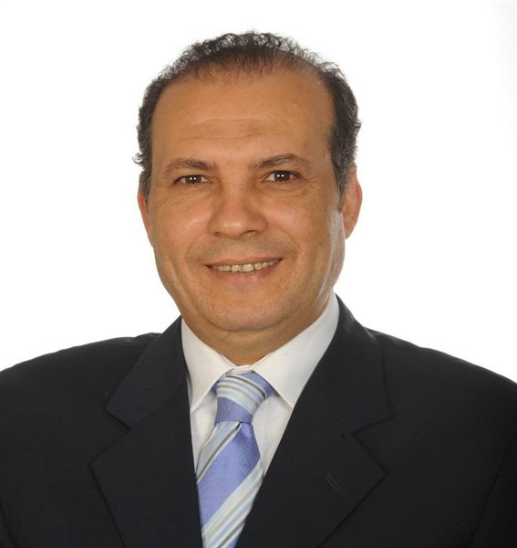 ايمن السيسي