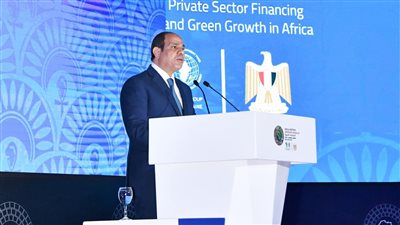 الرئيس السيسي يوجه الحكومة بمنح المشروعات الصناعية المستهدفة حزمة الحوافز هامة