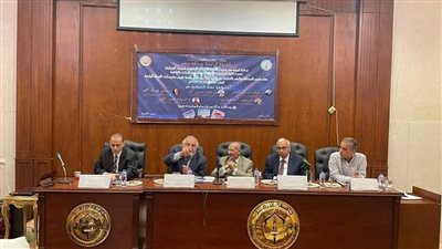 صحافة بنات الأزهر تناقش مشروعات تخرج الطالبات 2023