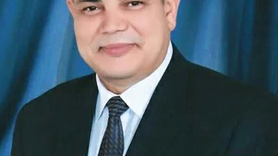 الدكتور عبدالرازق دسوقى رئيسا لجامعه كفر الشيخ لفتره ثانيه