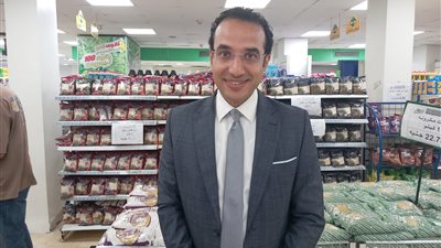 وزير التموين:  تخفيضات السلع بالمجمعات الاستهلاكية تصل ل 25% 