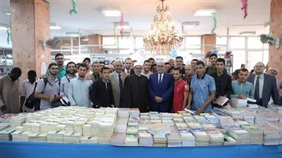 رئيس جامعة الأزهر يفتتح معرضًا للكتاب بتخفيضات كبيرة للطلاب