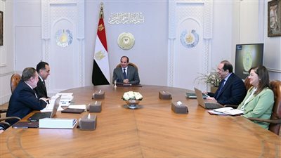 الرئيس السيسي يوجه بالاستمرار في إصلاح السياسات المالية والنقدية