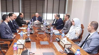 القصير يتابع منظومة التحول الرقمي وميكنة خدمات الحجر الزراعي