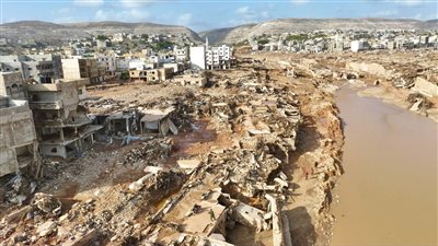 حكومة شرقي ليبيا تعقد مؤتمرا لإعادة إعمار مدينة درنة الساحلية المنكوبة بالفيضانات