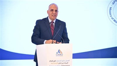 وزير الري: تطهيرات الترع والمصارف بإجمالى ٥٥ ألف كيلومتر.. وتأهيل الترع بأطوال ٧٢٠٠ كيلومتر 