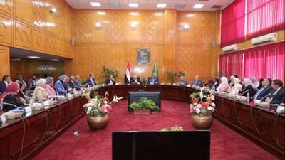 وزير التربية والتعليم يستعرض إجراءات انضباط وانتظام العام الدراسى الجديد