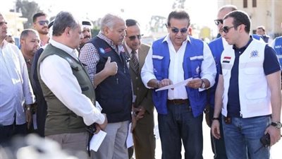 وزير الصحة ومحافظ شمال سيناء يتفقدان أقسام مستشفى العريش العام للاطمئنان على الخدمات المقدمة للأشقاء الفلسطينيين