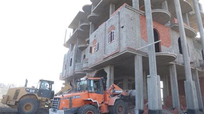 ازالة 11 حالة تعد  بمساحة فدان و14 قريط بمركز دسوق كفر الشيخ