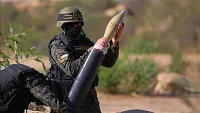 المقاومة تواصل التصدي لقوات الاحتلال وتوجه رشقات صاروخية