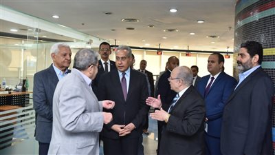 وزير العمل: الدولة حريصة على التوازن في علاقات العمل بين 