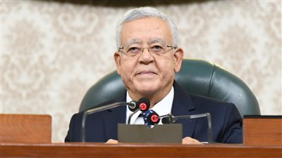 رئيس النواب يحيل قرارين جمهوريين للجنة التشريعية 